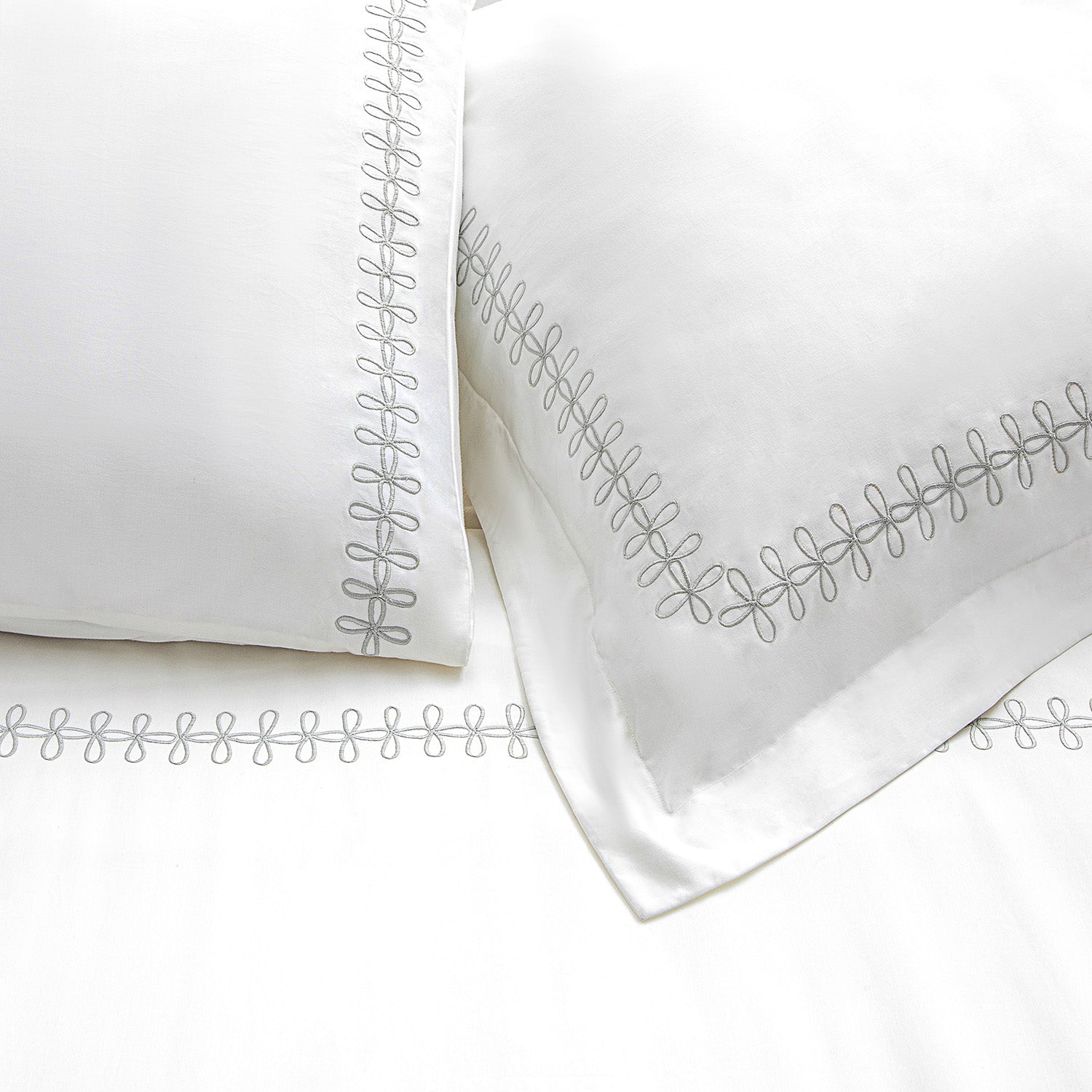 Milano Glacier Grey Knot Embroidered 600 Thread Count Cotton Sateen Kingsize Oxford Pillowcases - Pair - Image 4